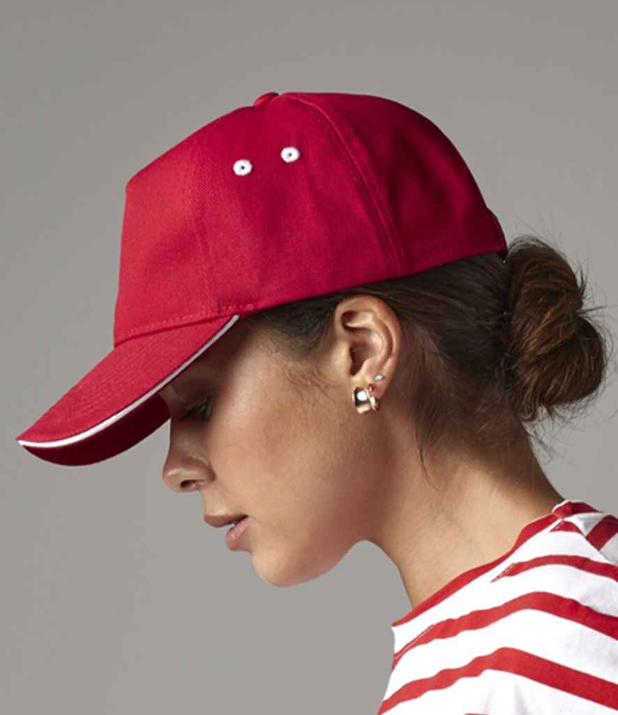 Beechfield - Ultimate 5 Panel Cap with Sandwich Peak - BB15C CS/WH ONE