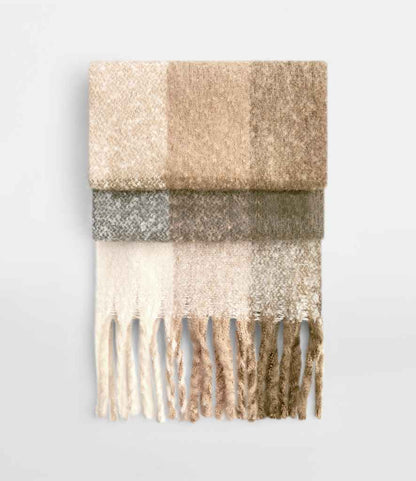 Beechfield - Fluffy Check Scarf