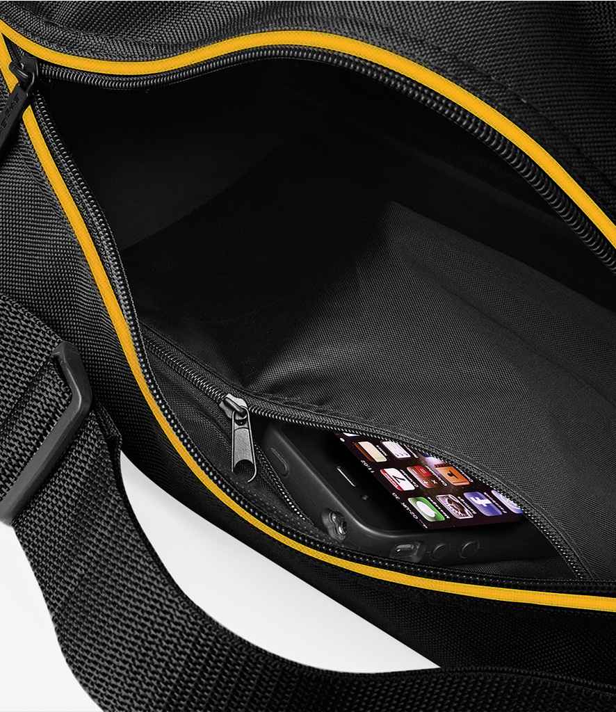 BagBase Retro Shoulder Bag - Pierre Francis