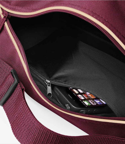 BagBase Retro Shoulder Bag - Pierre Francis
