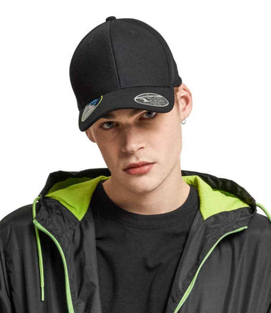 Flexfit - Cool and Dry Mini Piqué Cap - F110P BLK ONE