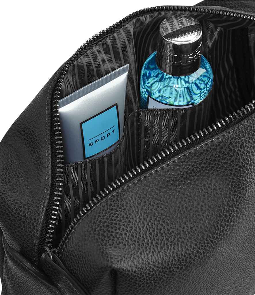 Quadra - NuHide® Wash Bag
