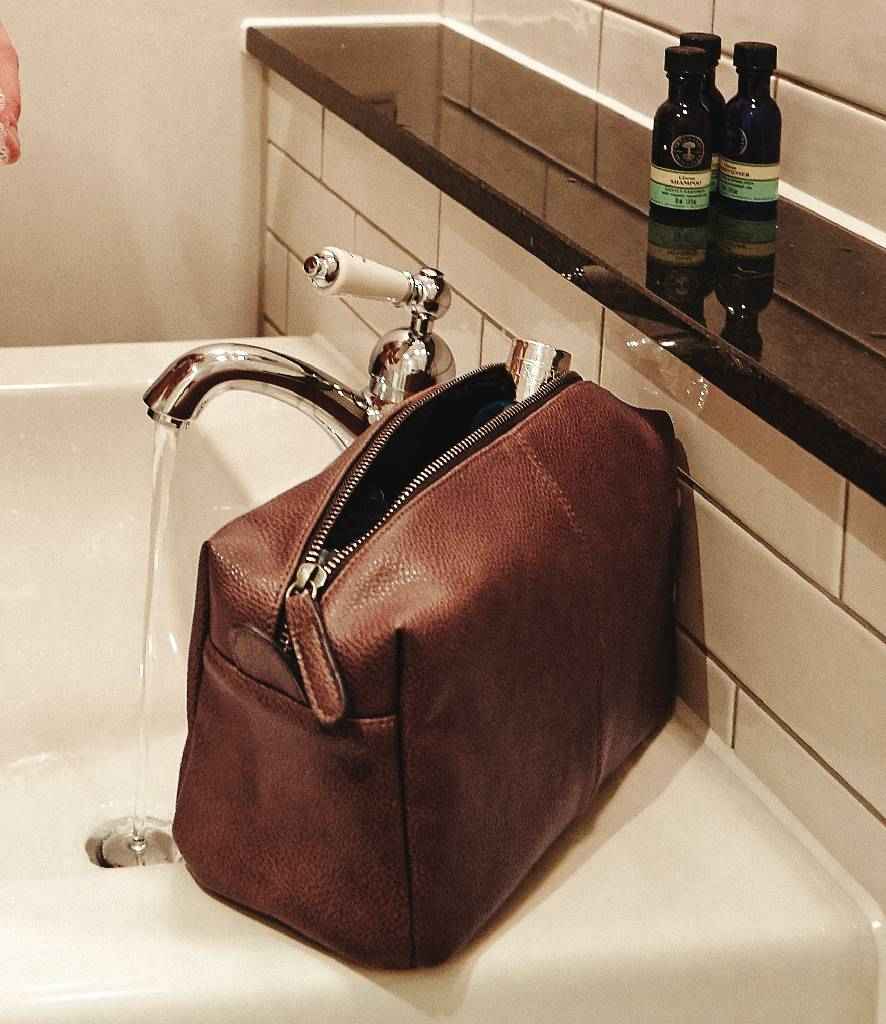 Quadra - NuHide® Wash Bag - Pierre Francis