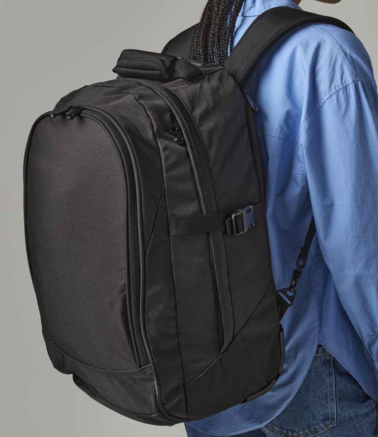 Quadra - Vessel™ Airporter - Pierre Francis