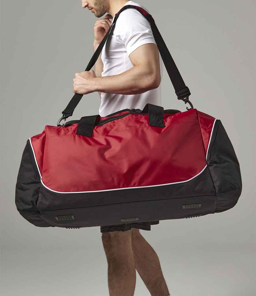 Quadra - Teamwear Jumbo Kit Bag - QS88 RD/BK ONE