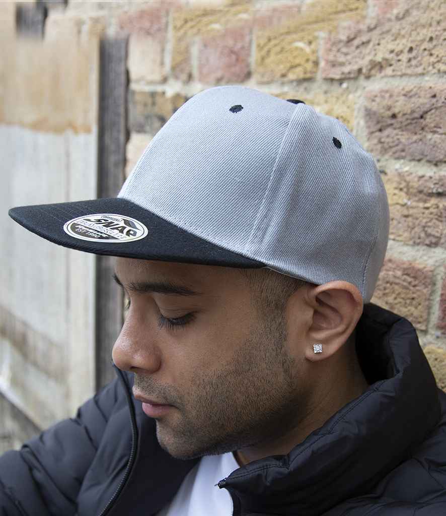 Result - Contrast Bronx Snapback Cap - RC082 HE/BK ONE