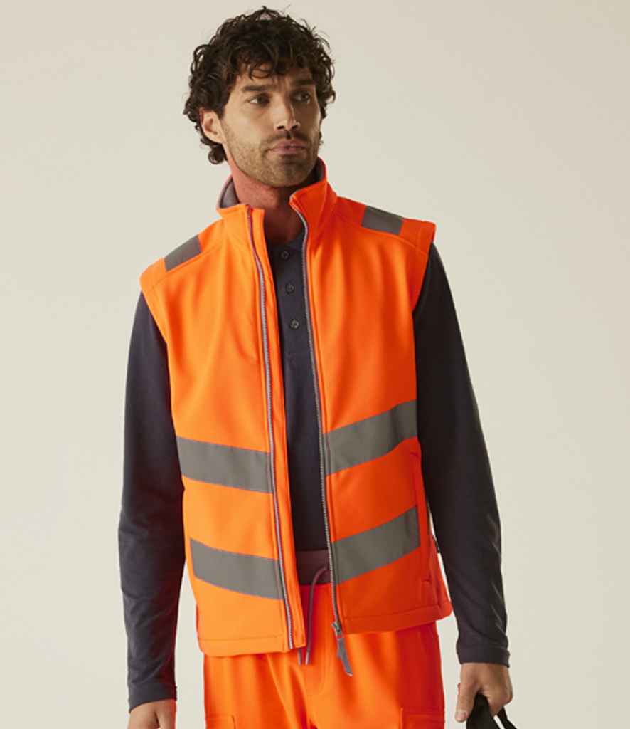 Regatta - High Visibility Pro Contract Ablaze Soft Shell Bodywarmer - Pierre Francis